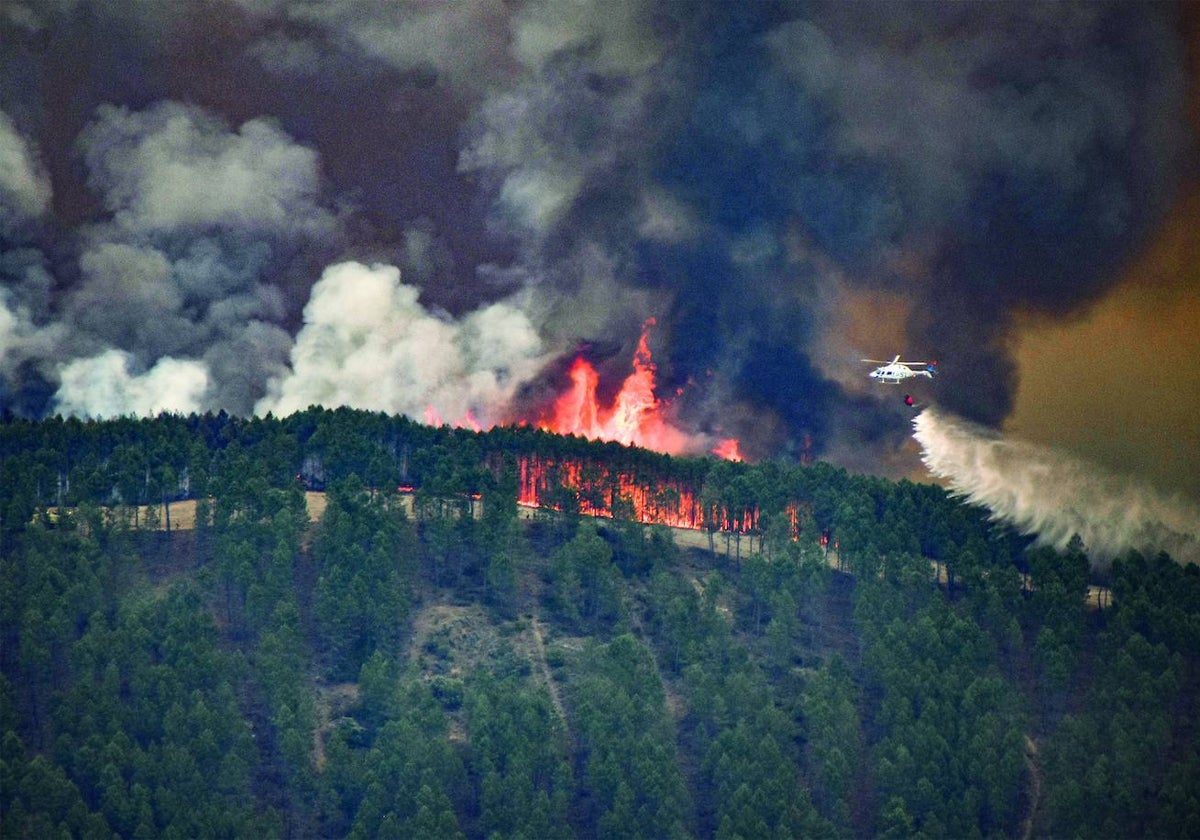 Uno de los graves incendios que se vivió en Las Hurdes, junto a Salamanca