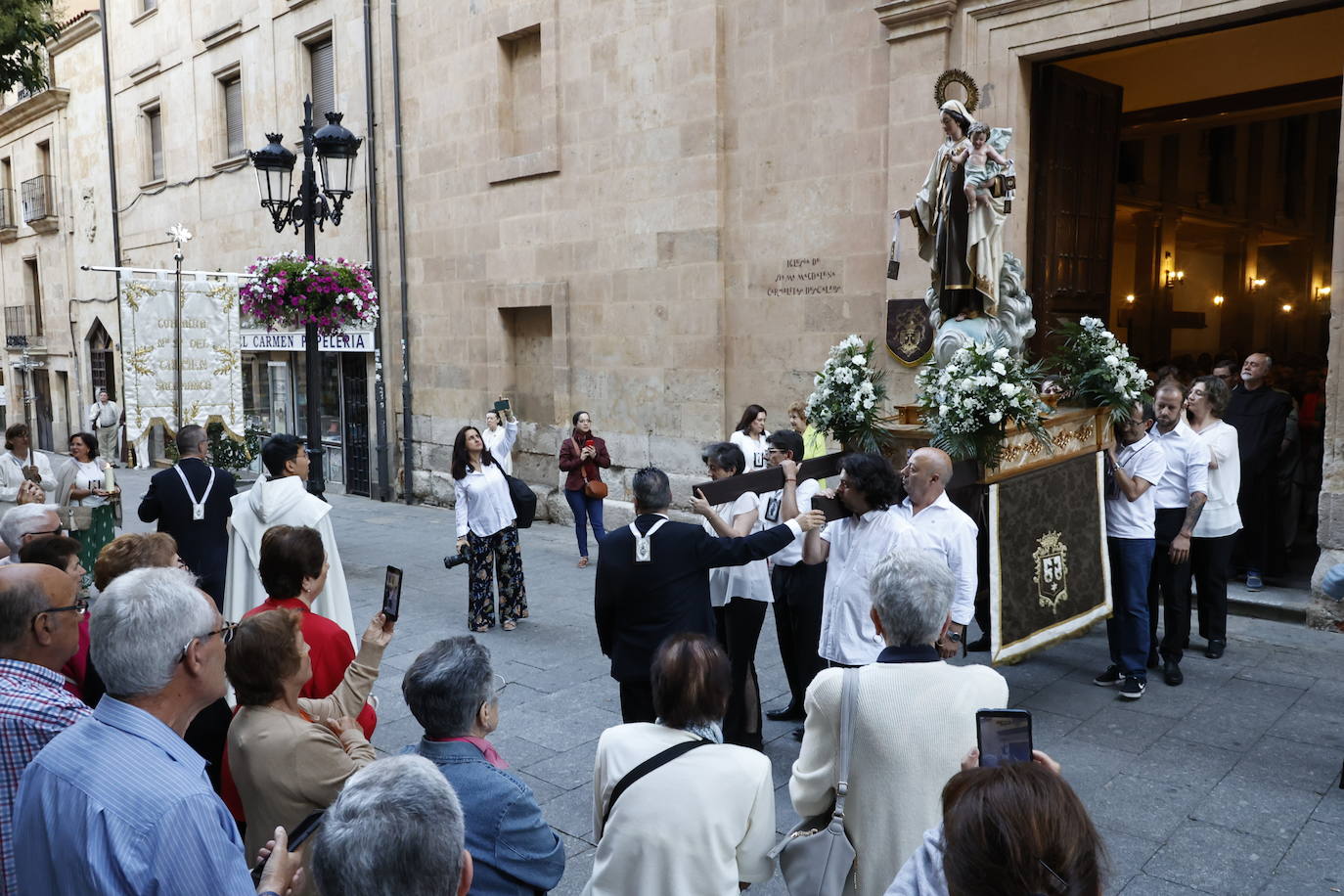 Veinte años de la Virgen del Carmen a la aurora