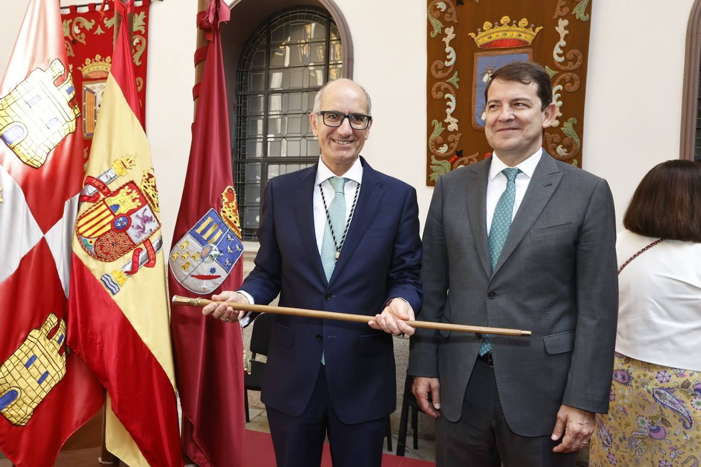 La toma de posesión de Javier Iglesias, en imágenes