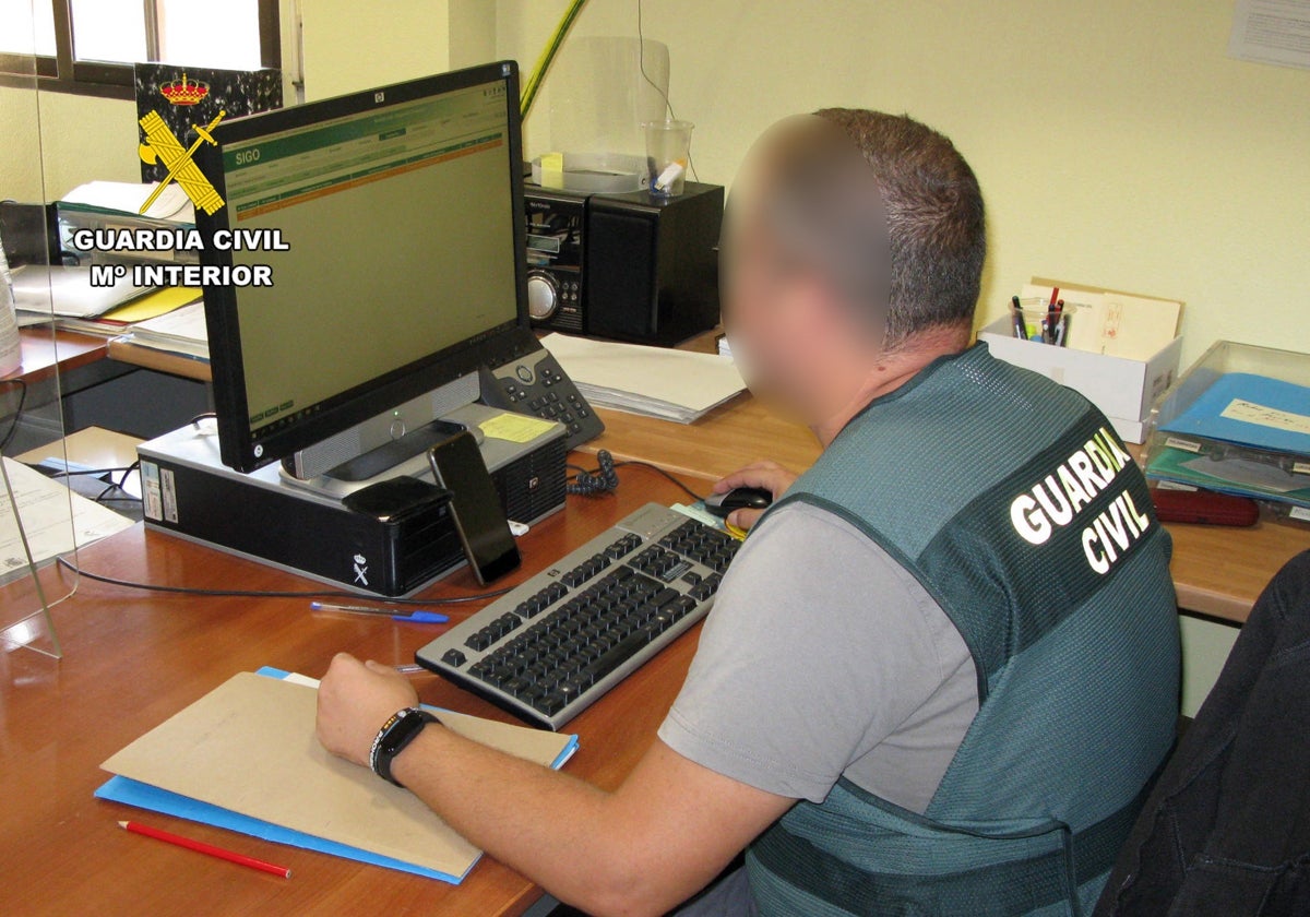 La Guardia Civil investiga a las dos sospechosas.