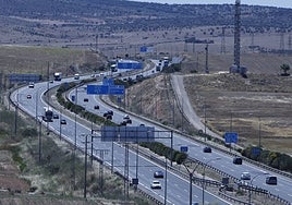 Vista aérea de la autovía A-62 a su paso por Salamanca