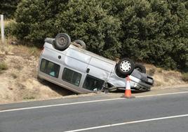 Una imagen del vehículo accidentado.