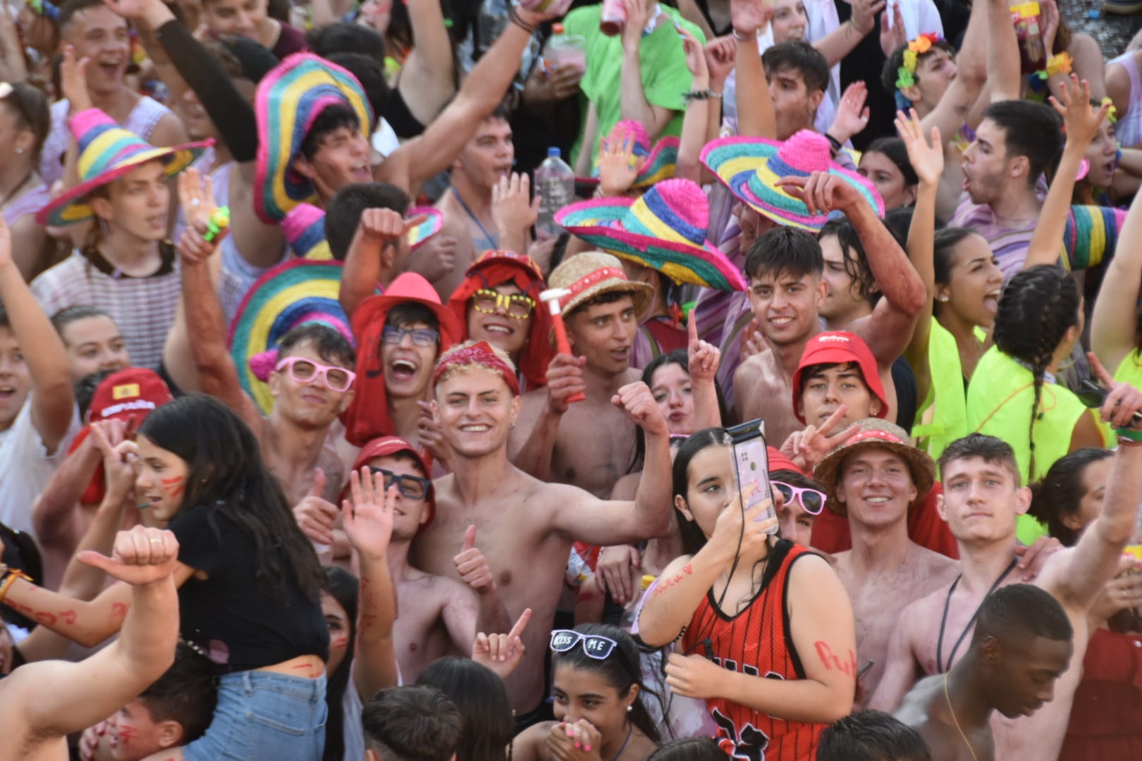 Las mejores imágenes del chupinazo de Santa Marta de Tormes