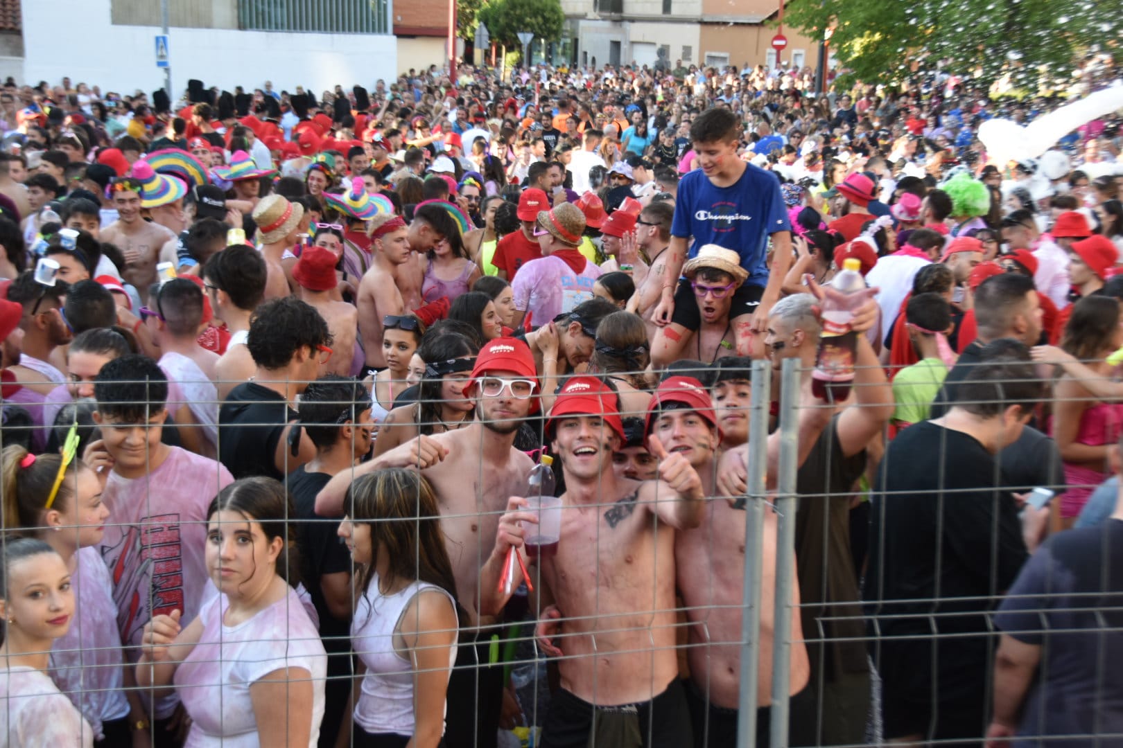 Las mejores imágenes del chupinazo de Santa Marta de Tormes