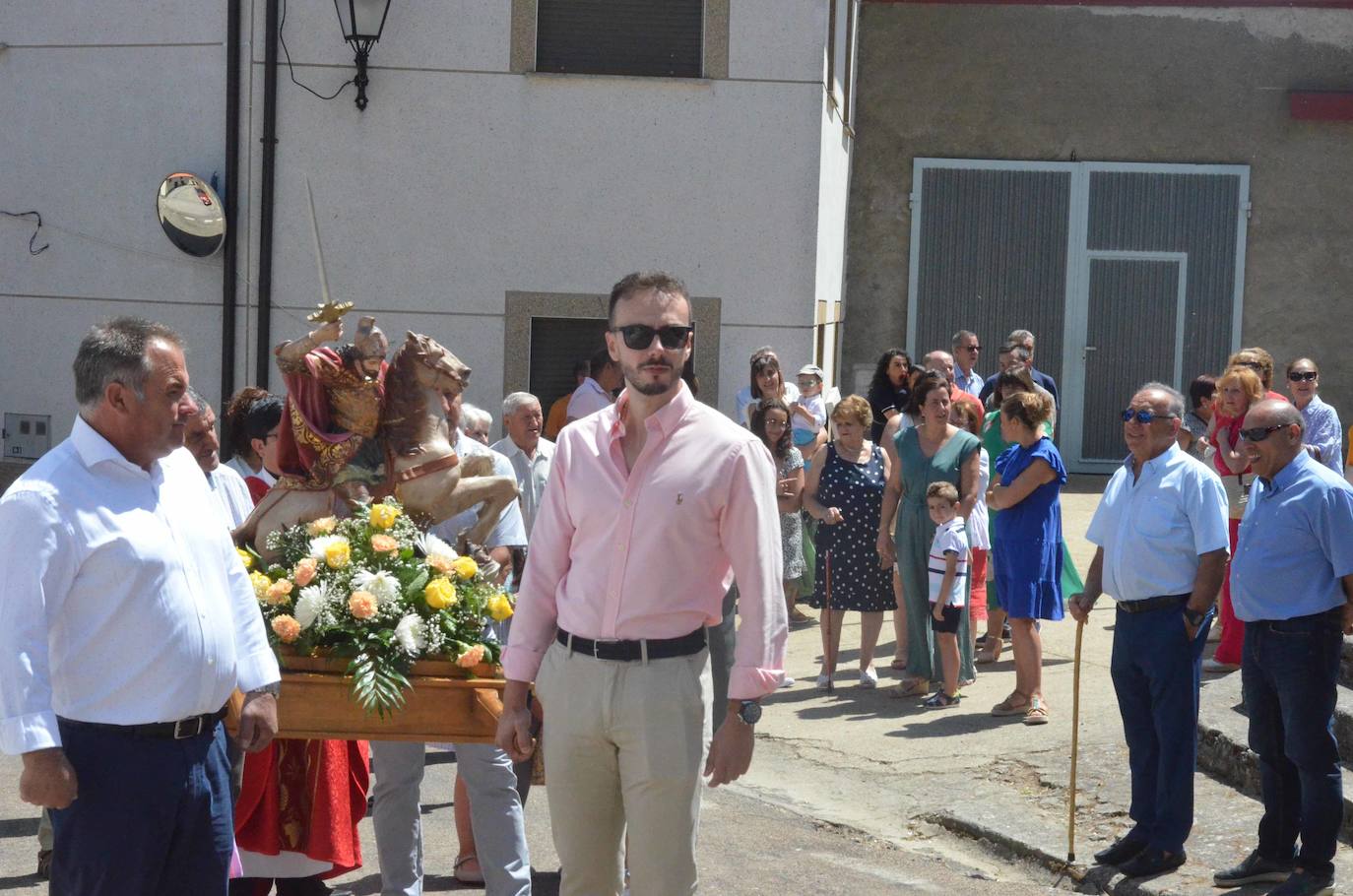 Culminan las fiestas de Rinconada de la Sierra con la procesión de Santiago Apóstol