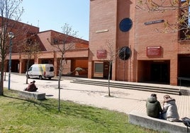 Una imagen de la Facultad de Medicina en Salamanca.