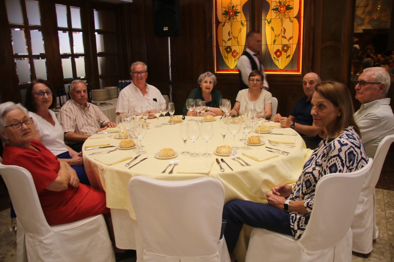 El homenaje a los mayores de Santa Marta reúne a 300 veteranos