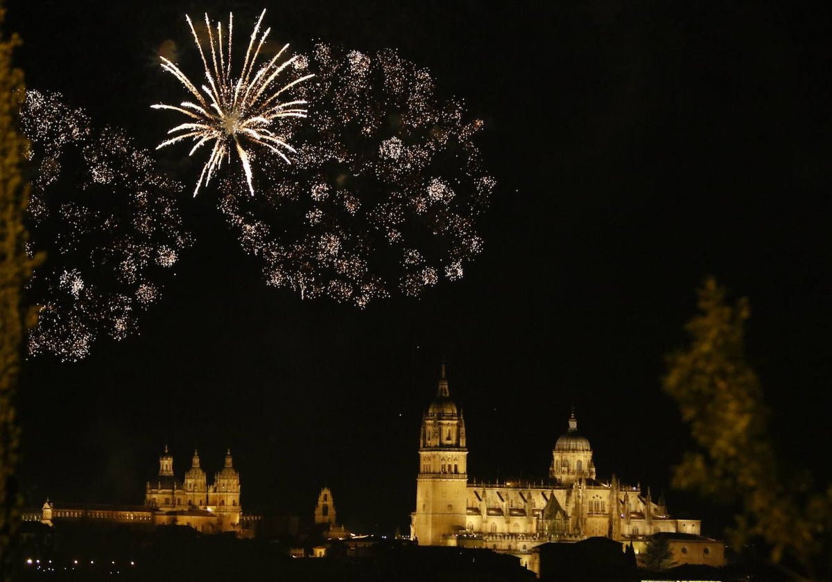 Los fuegos artificiales que clausuraron las Ferias y fiestas de 2022.