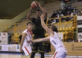 Acoydan McCarthy, uno de los jugadores que seguirán en el equipo salmantino.