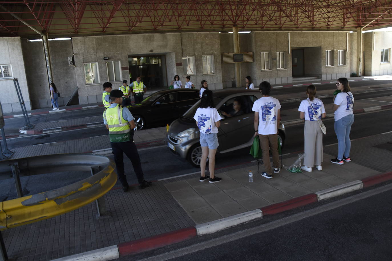 Escaso tráfico y controles relajados en la frontera a solo dos días de la JMJ