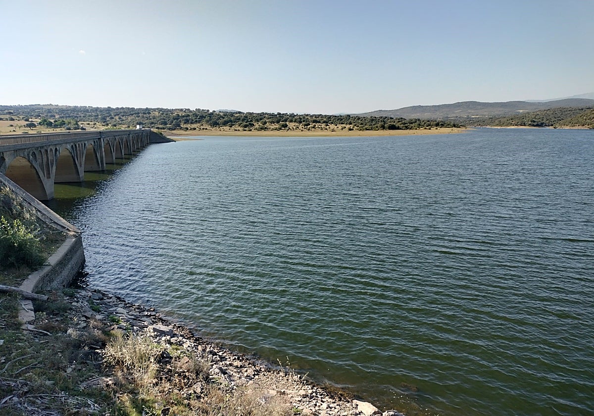 Embalse de Santa Teresa.