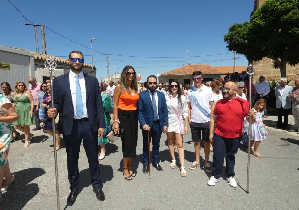 Jotas y vivas a San Pedro ad Víncula como colofón de las fiestas de Villar