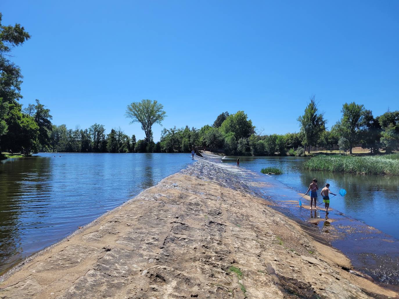 Preocupación en Ciudad Rodrigo por la turbidez del agua desde Irueña