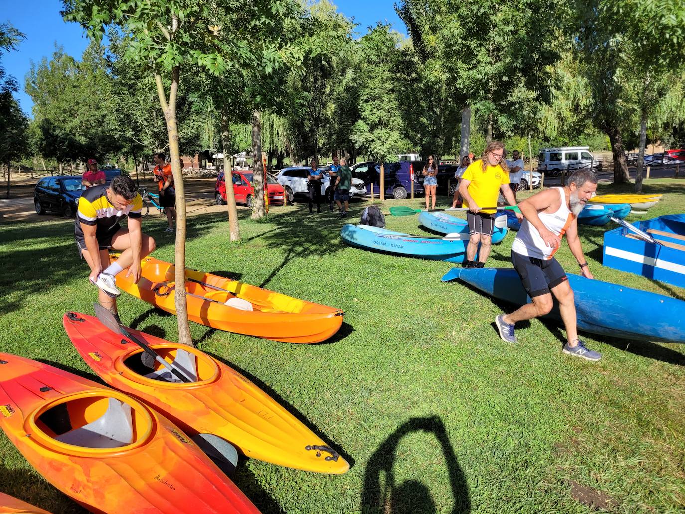 Carrera y piraguas en el río de Ciudad Rodrigo