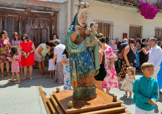 Misa y procesión en honor a Nuestra Señora de las Nieves en Tordillos