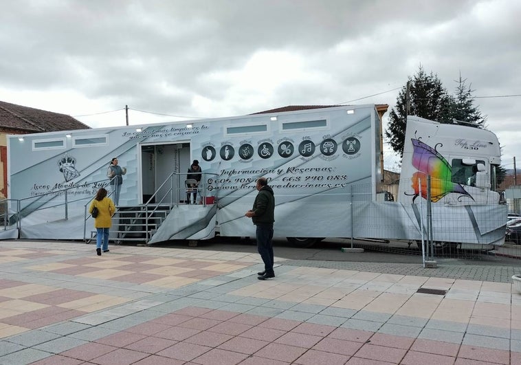 Camión con urinarios para reforzar la higiene en las fiestas de Guijuelo