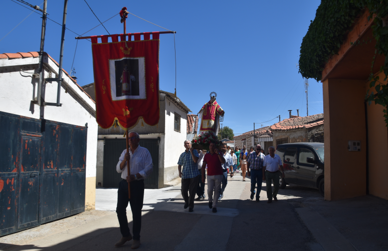 Rollán rinde honores a San Lorenzo en el día grande de las fiestas