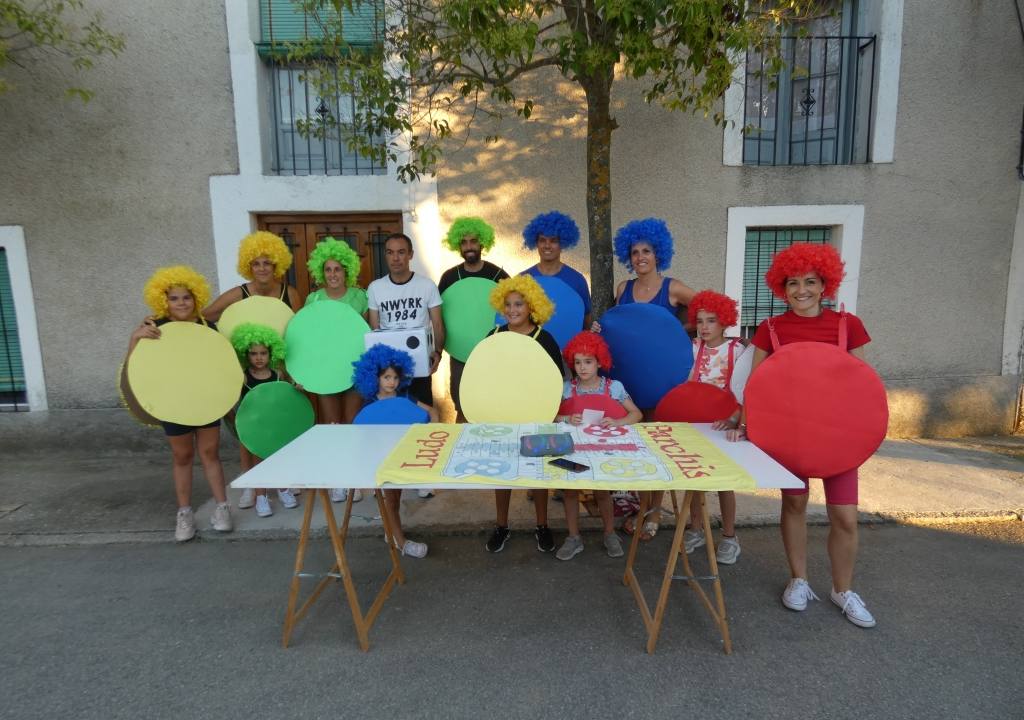 Peñas y tradición en el arranque de la fiesta en Aldeaseca