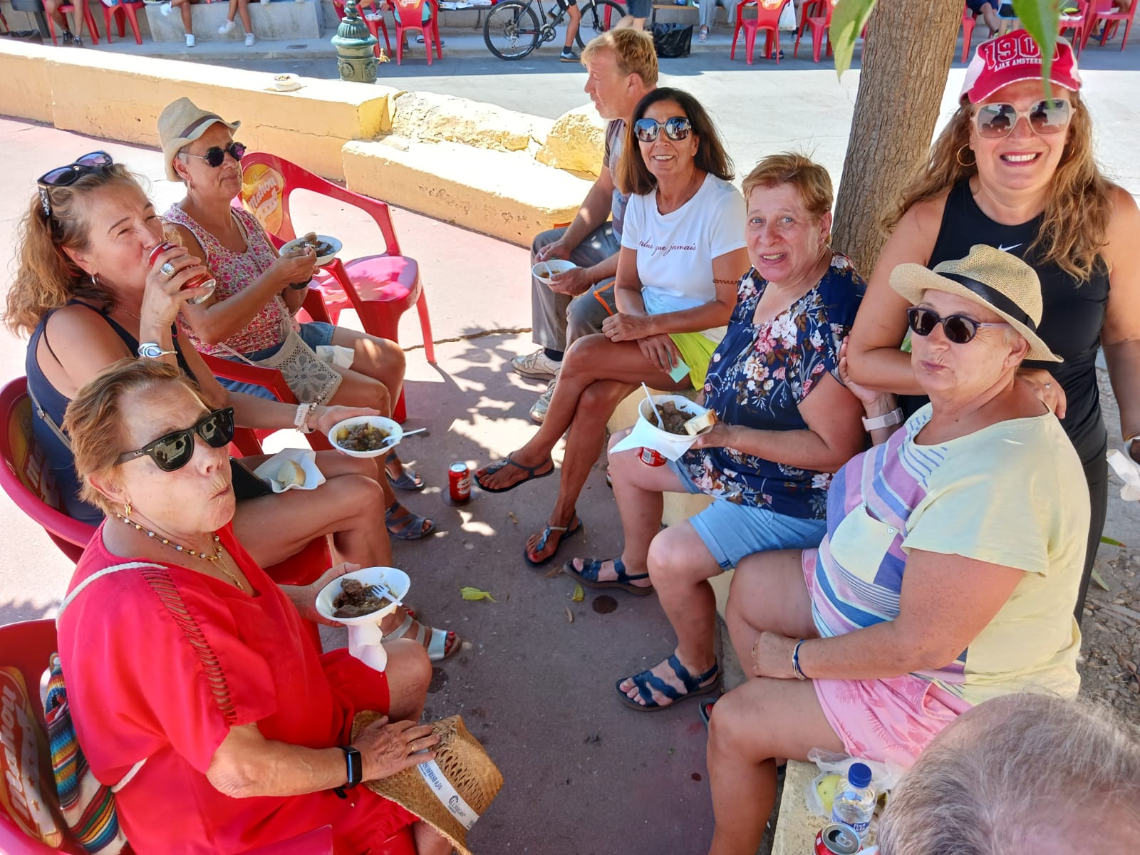 La caldereta une a los vecinos de Almenara de Tormes