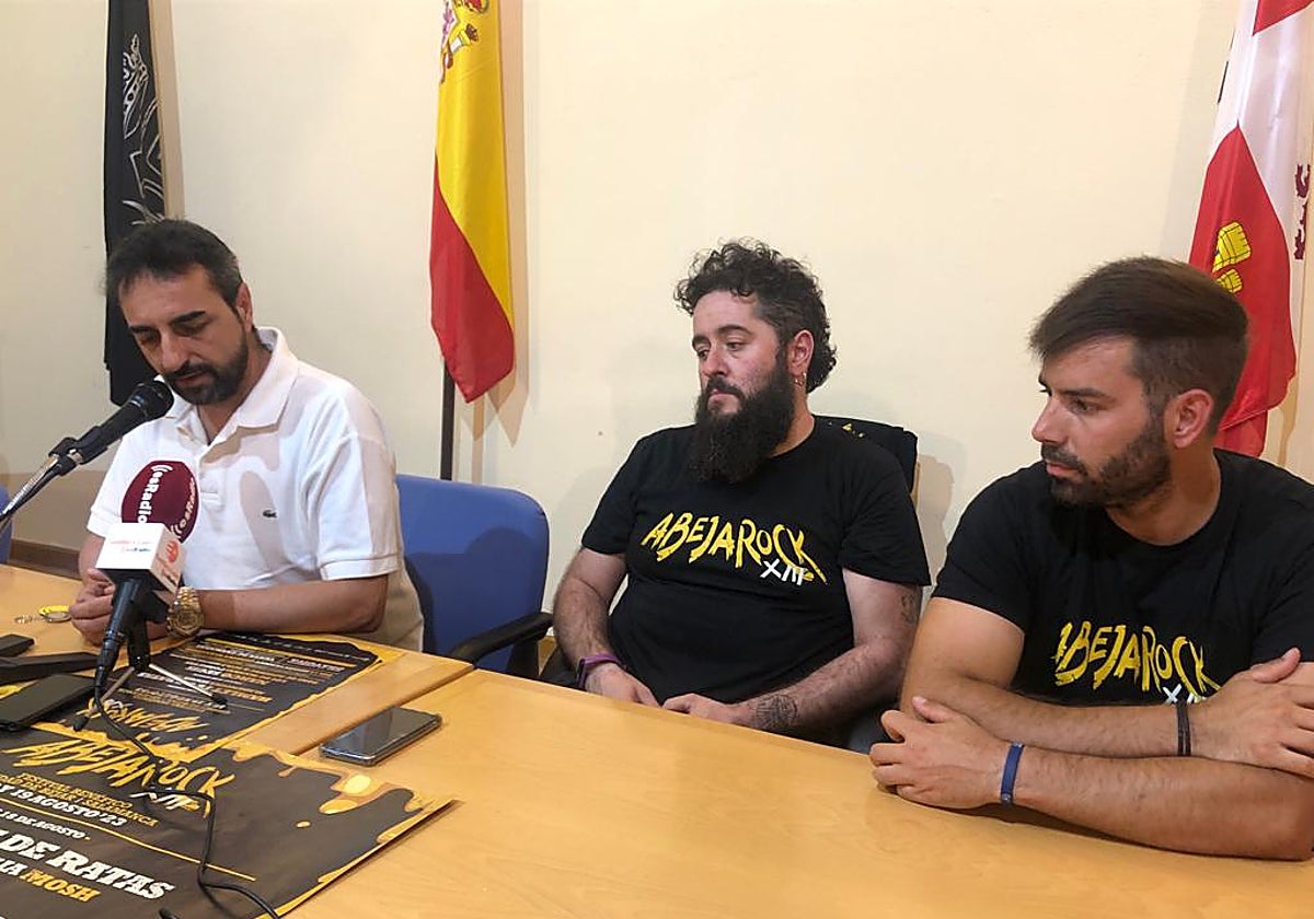 El concejal de Juventud, Javier Hernández Carrión, presentó ayer el festival acompañado por los organizadores Fily Ferreira e Imad Sobral.