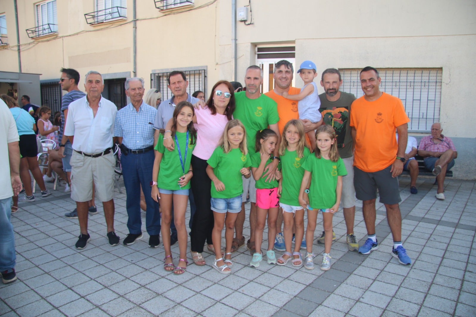 Pregón y peñas, en el inicio oficial de las fiestas de Calzada de Valdunciel