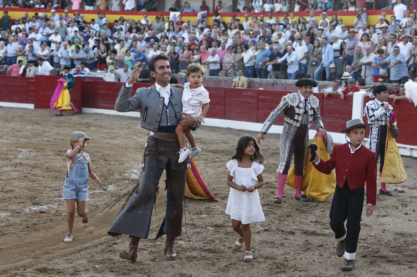 Las mejores imágenes del debut de Miura en Salamanca