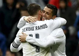 Sergio Ramos y Cristiano Ronaldo celebran un gol durante su etapa en el Real Madrid.
