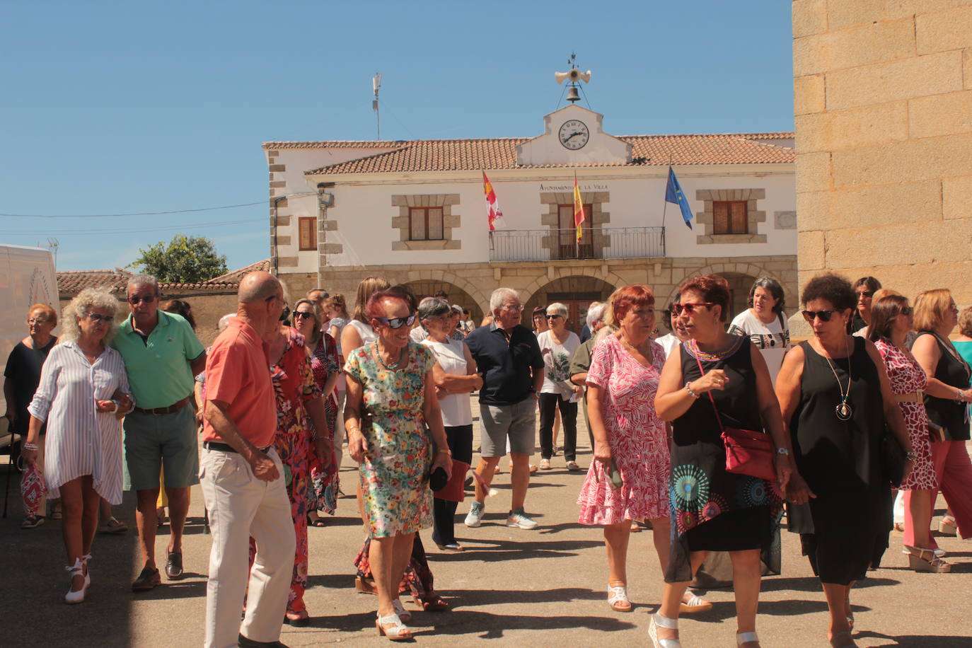 Villar de la Yegua rinde pleitesía al Santo Cristo