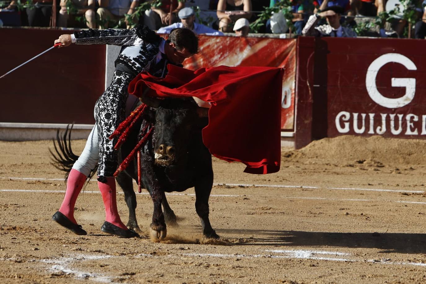 Las mejores imágenes del festejo de El Juli, El Capea y López Chaves en Guijuelo