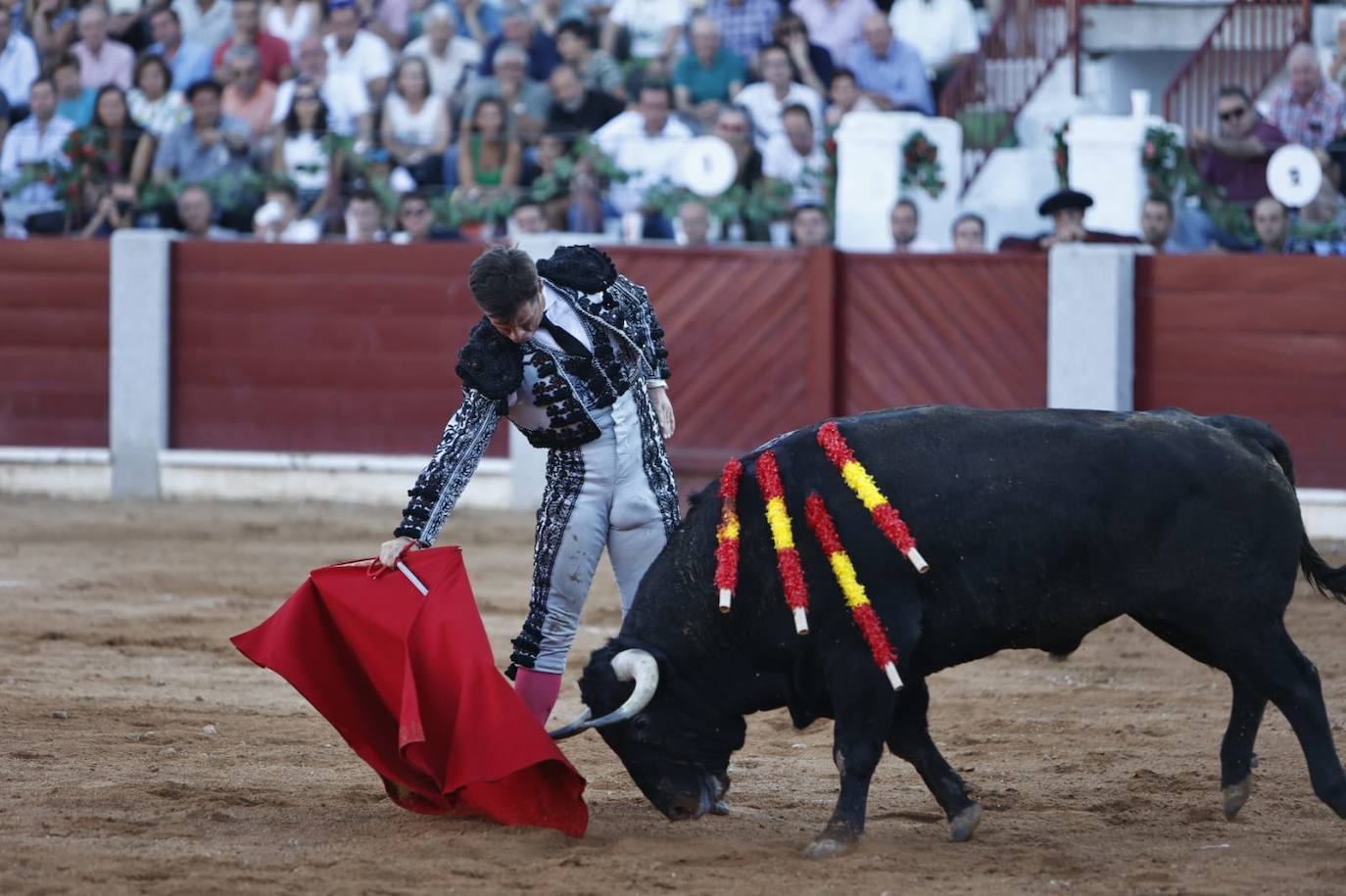 Las mejores imágenes del festejo de El Juli, El Capea y López Chaves en Guijuelo