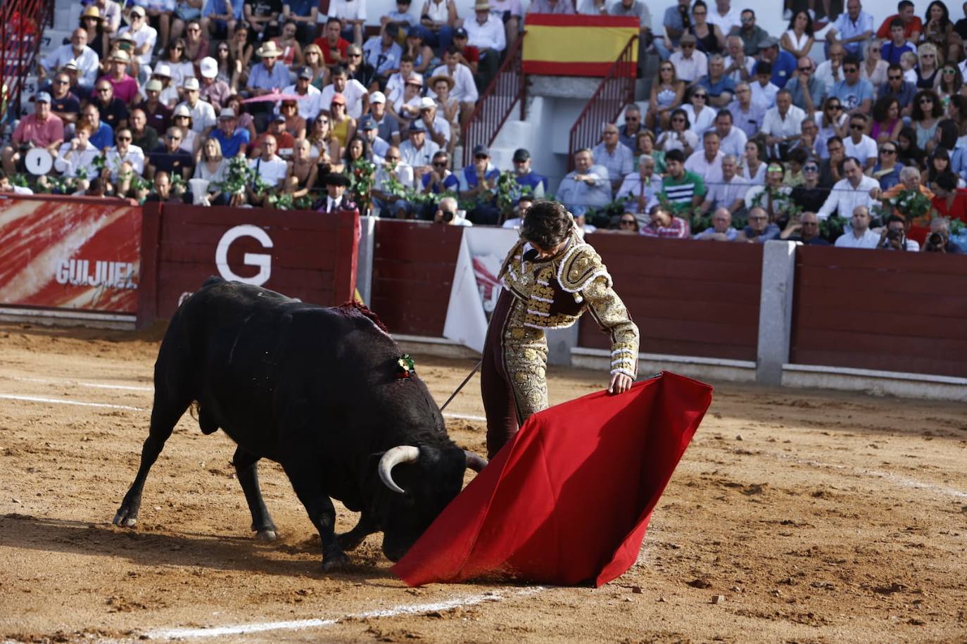 Las mejores imágenes del festejo de Talavante, Castella y Diosleguarde en Guijuelo