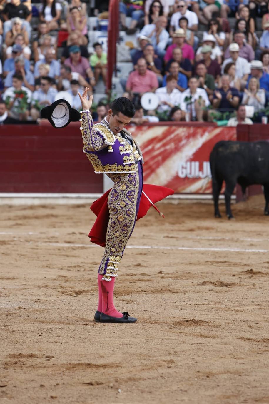 Las mejores imágenes del festejo de Talavante, Castella y Diosleguarde en Guijuelo