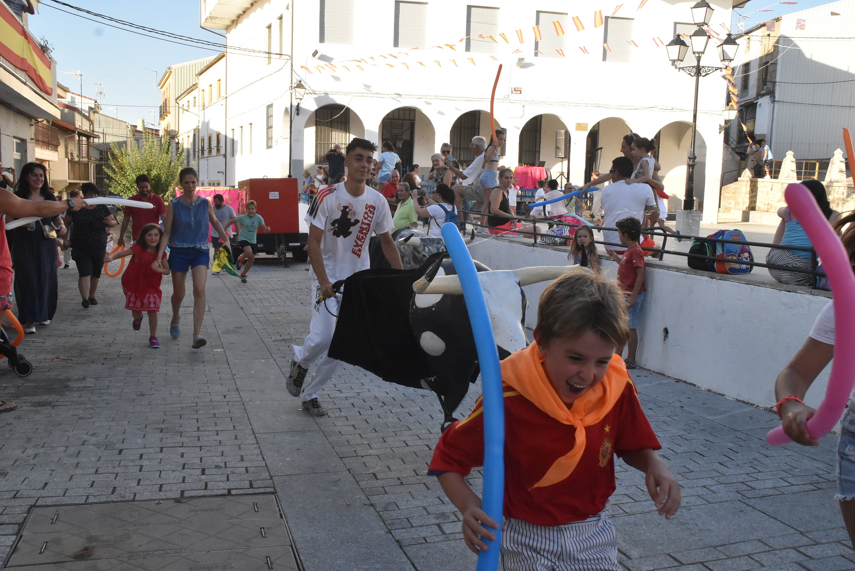 Diversión con hinchables y carretones para disfrutar en Ledrada