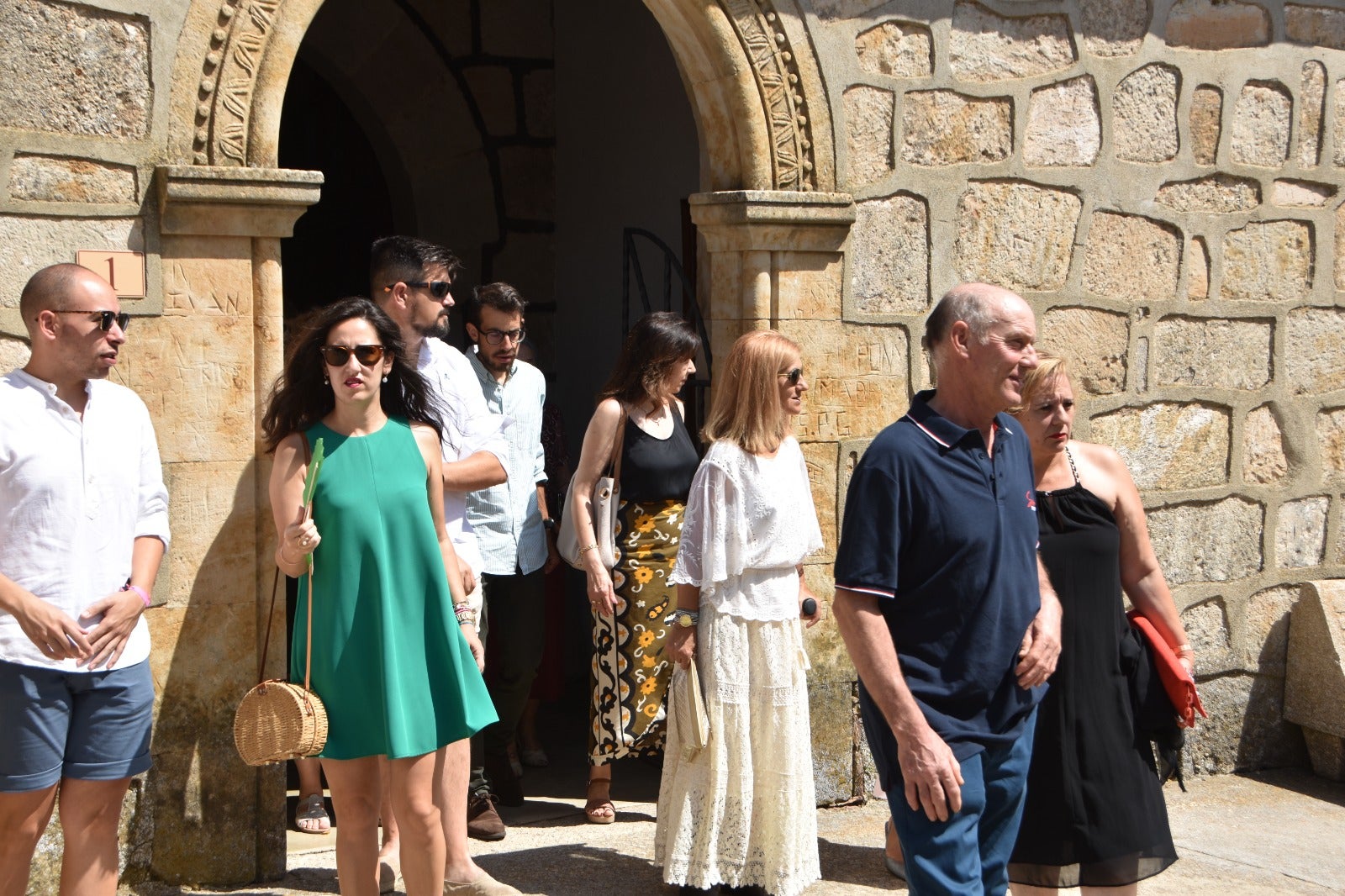 Procesión de gala en Golpejas por San Bartolomé