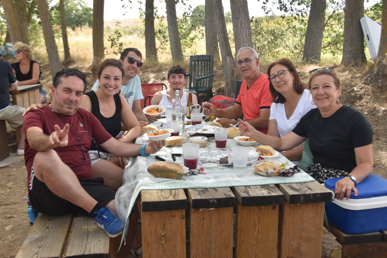 Comida de hermandad en Villagonzalo en El Verdinal