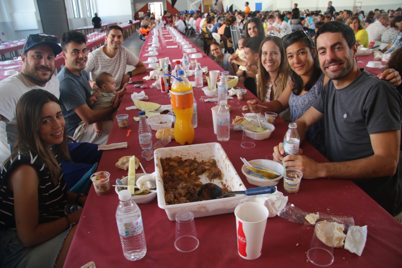 Villares degusta 800 raciones de caldereta