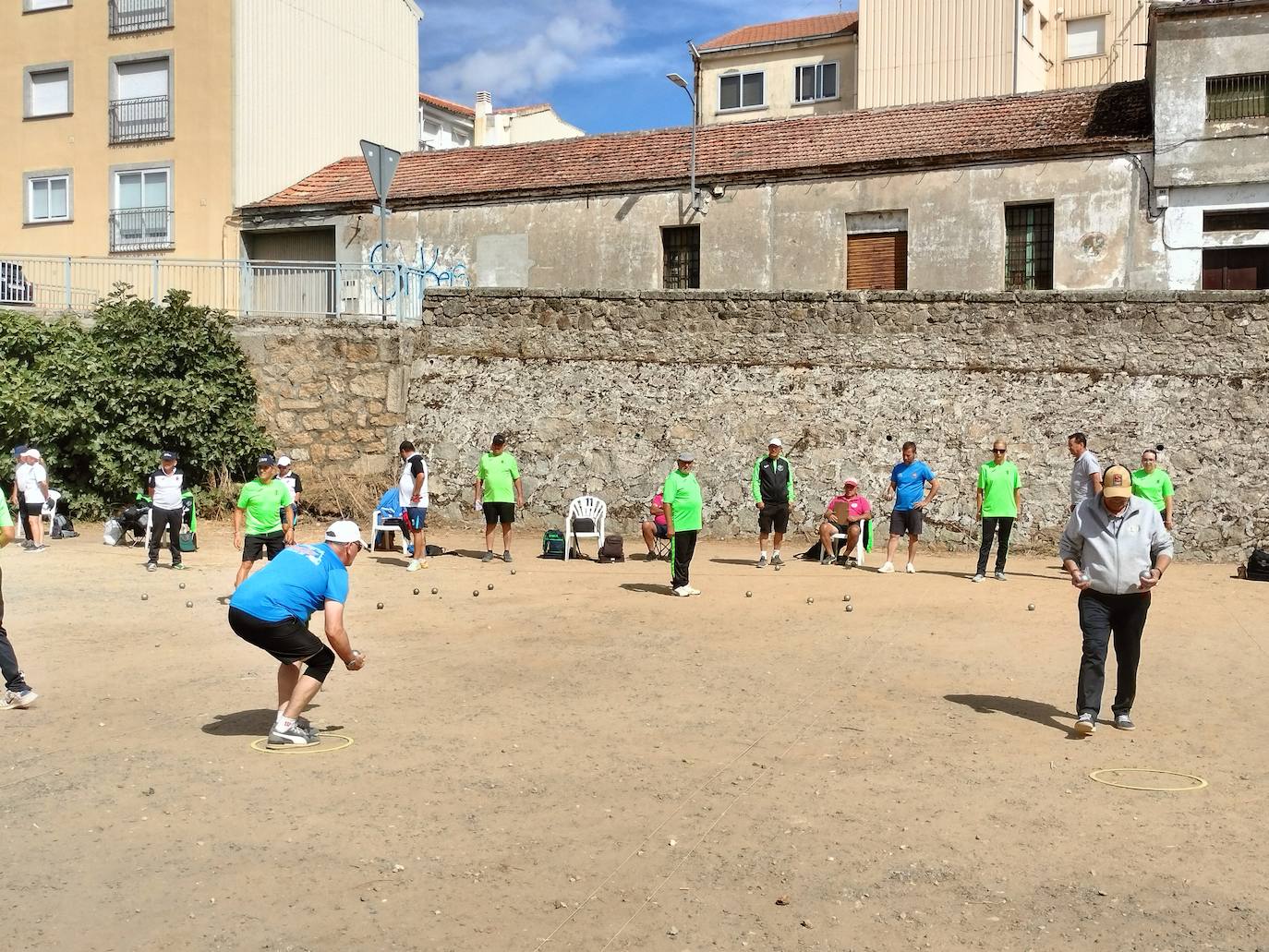 Guijuelo disfruta de la petanca con un torneo nacional