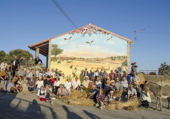 CONCURSO 'Así somos en mi pueblo'. La siega en Guadramiro, una huella permanente