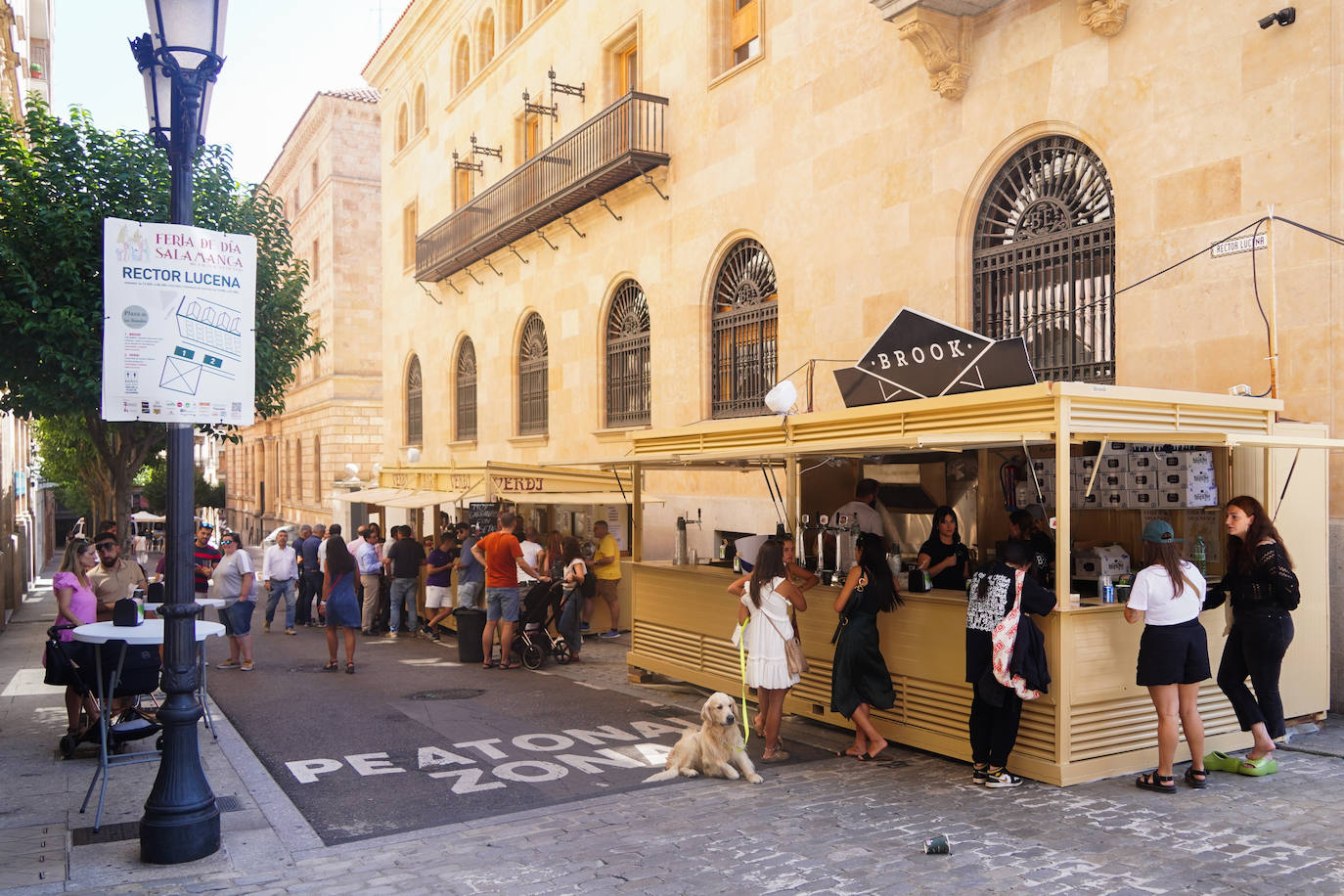 Gran ambiente en el inicio anticipado de la Feria de Día en Salamanca