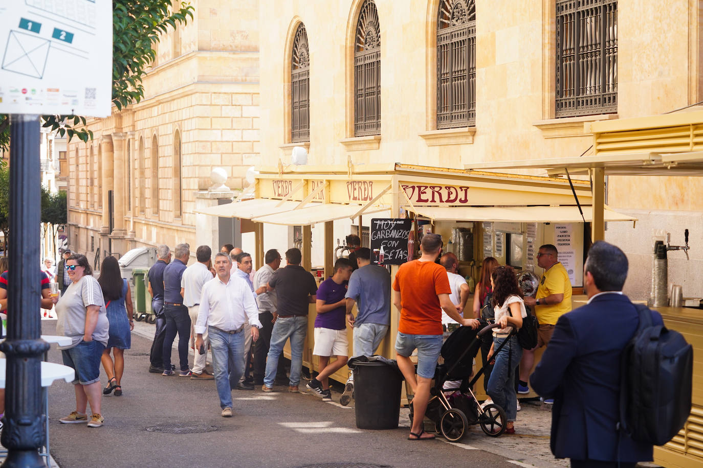 Gran ambiente en el inicio anticipado de la Feria de Día en Salamanca