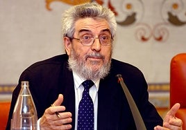 Amando de Miguel, sociólogo.