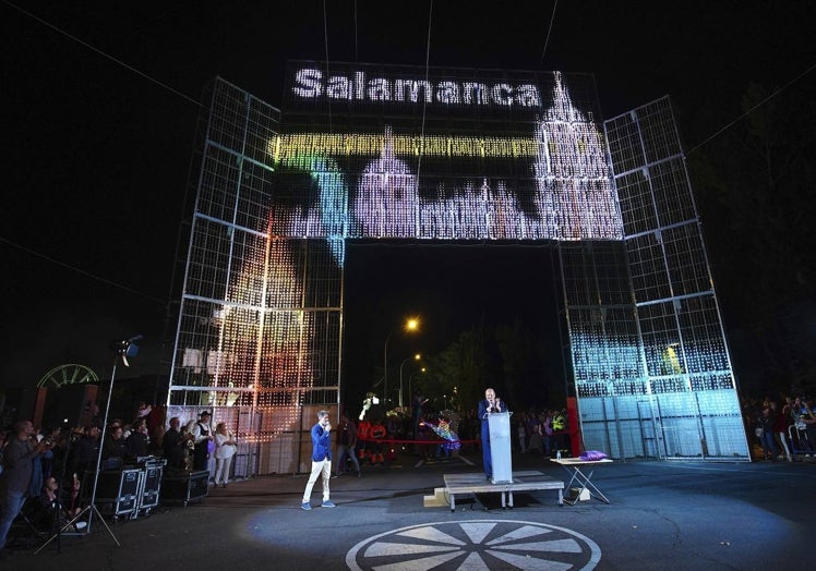 Encendido dle alumbrado del Recinto Ferial de Salamanca.