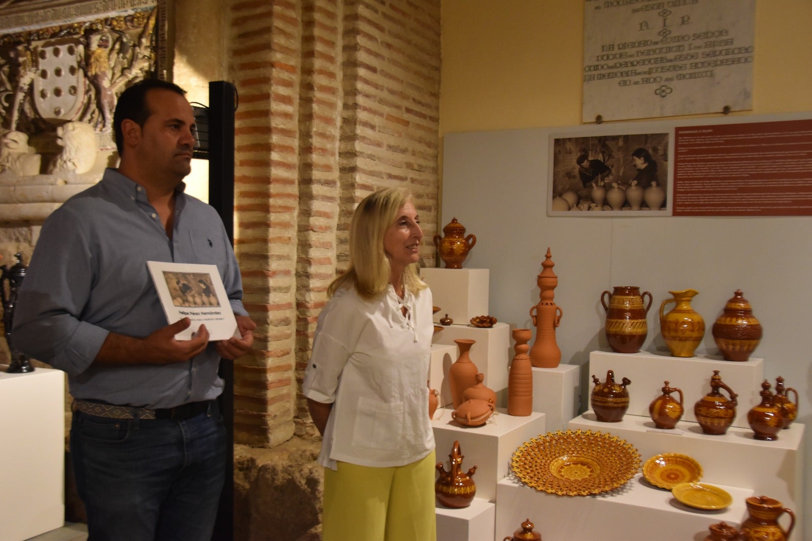 Alba de Tormes edita un catálogo en honor al alfarero local Felipe Pérez