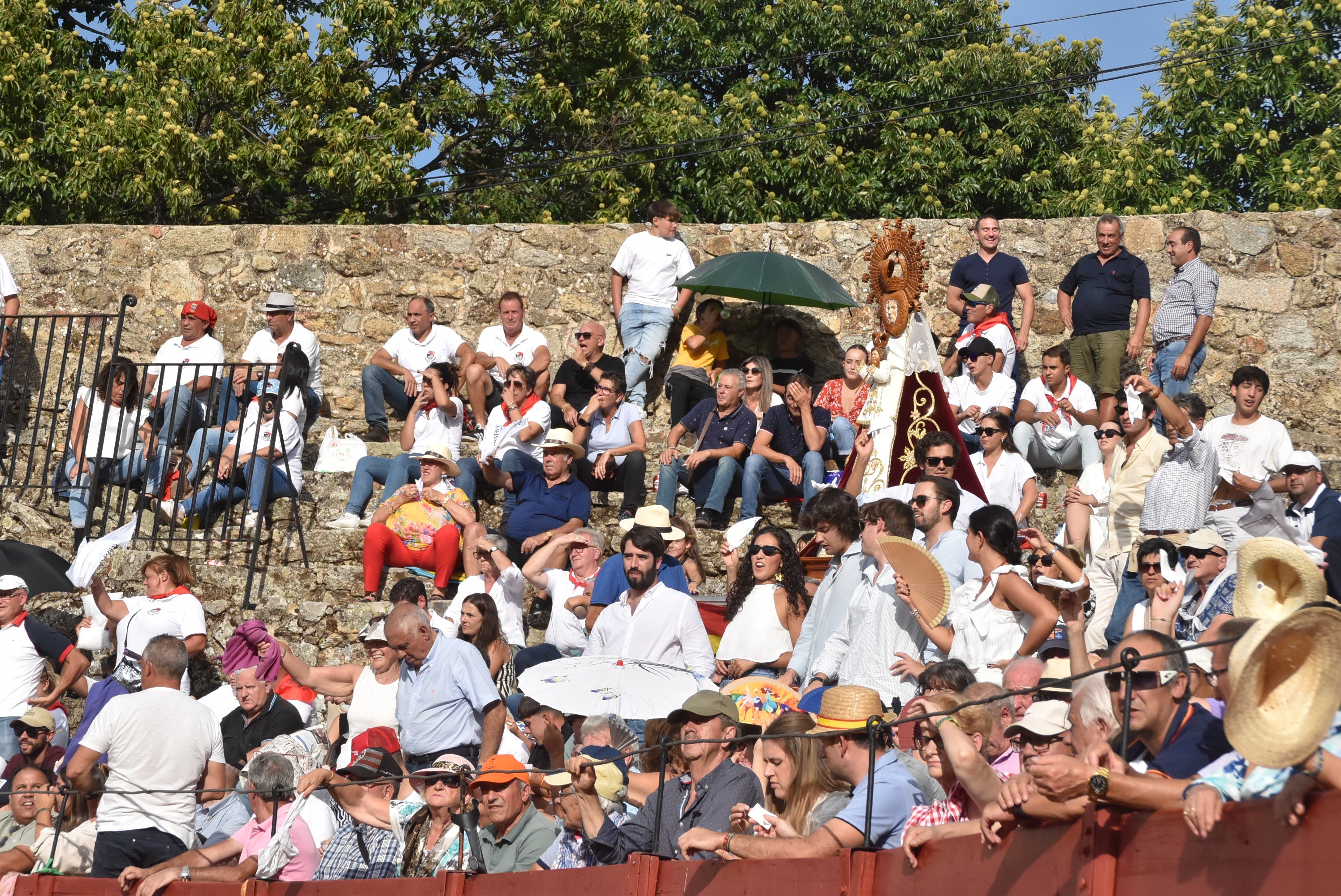 Buen ambiente en el festejo taurino de la Virgen en Béjar