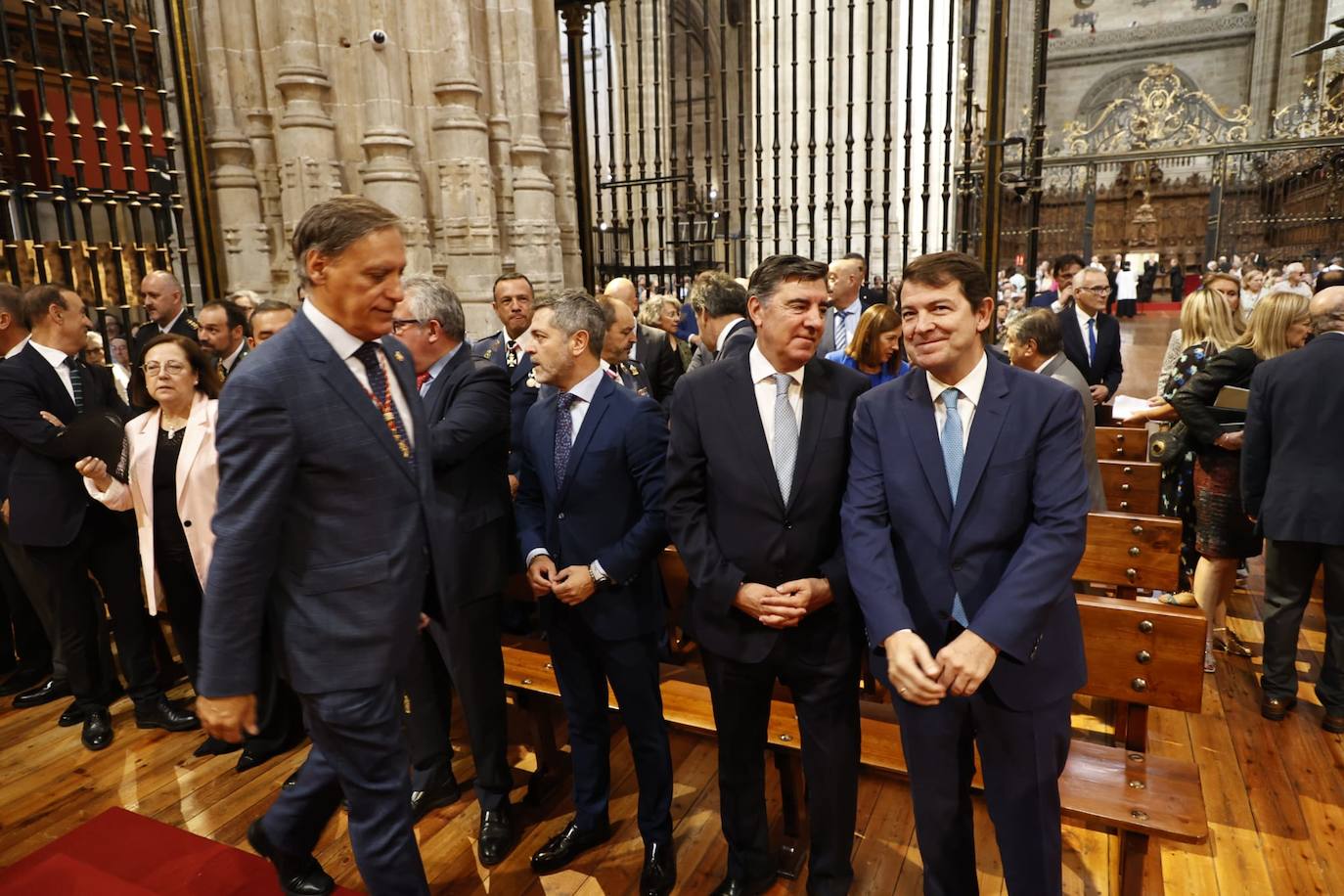 La Catedral acoge la tradicional misa en honor a la Virgen de la Vega