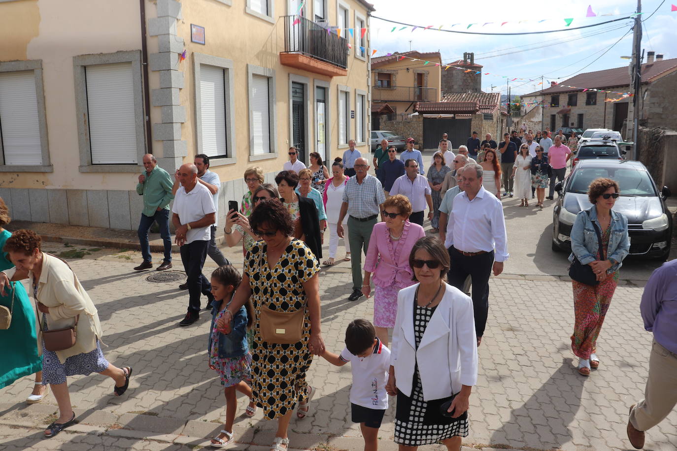 Los quintos protagonizan el día de fiesta en Gallegos de Solmirón