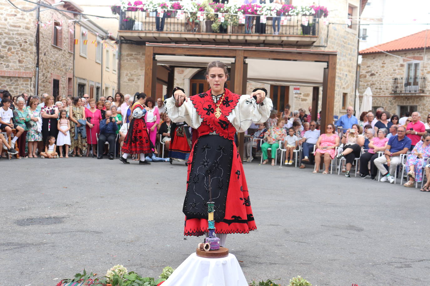 La fiesta no para en Cespedosa de Tormes