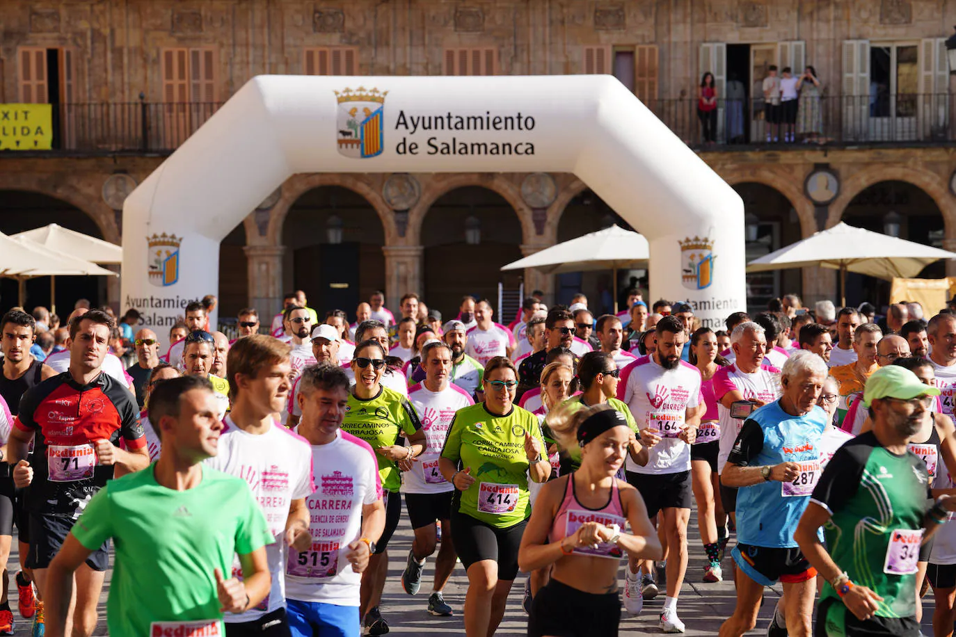 Las mejores imágenes de la Carrera contra la Violencia de Género