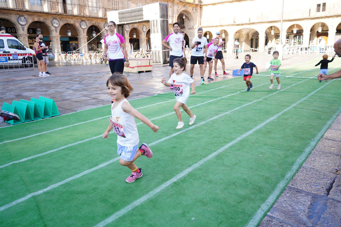 Las mejores imágenes de la Carrera contra la Violencia de Género