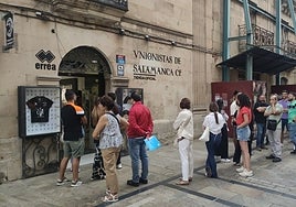 El primer llenazo del choque entre Unionistas y Dépor… en La Rúa